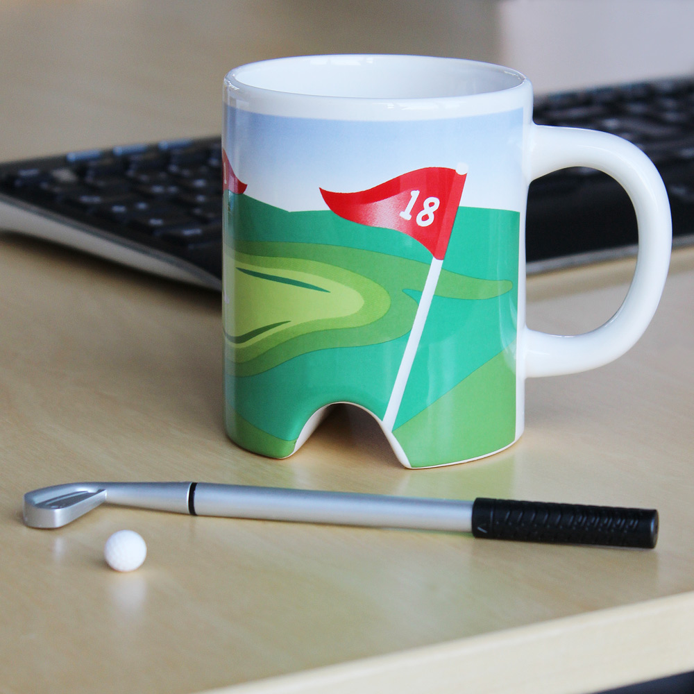 Golf Tasse mit Putter